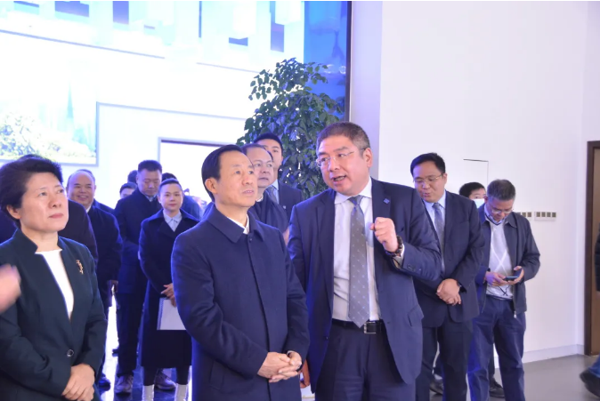 奋进新征程丨湖南省委书记许达哲一行莅临bv1946伟德长沙基地调研考察